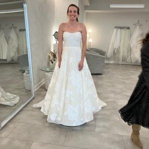 Lea Ann Belter Custom Esperanza Wedding Dress--Unworn, Unaltered